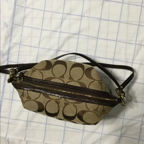 Coach purse/bag GUC dark and light brown - Picture 3 of 6